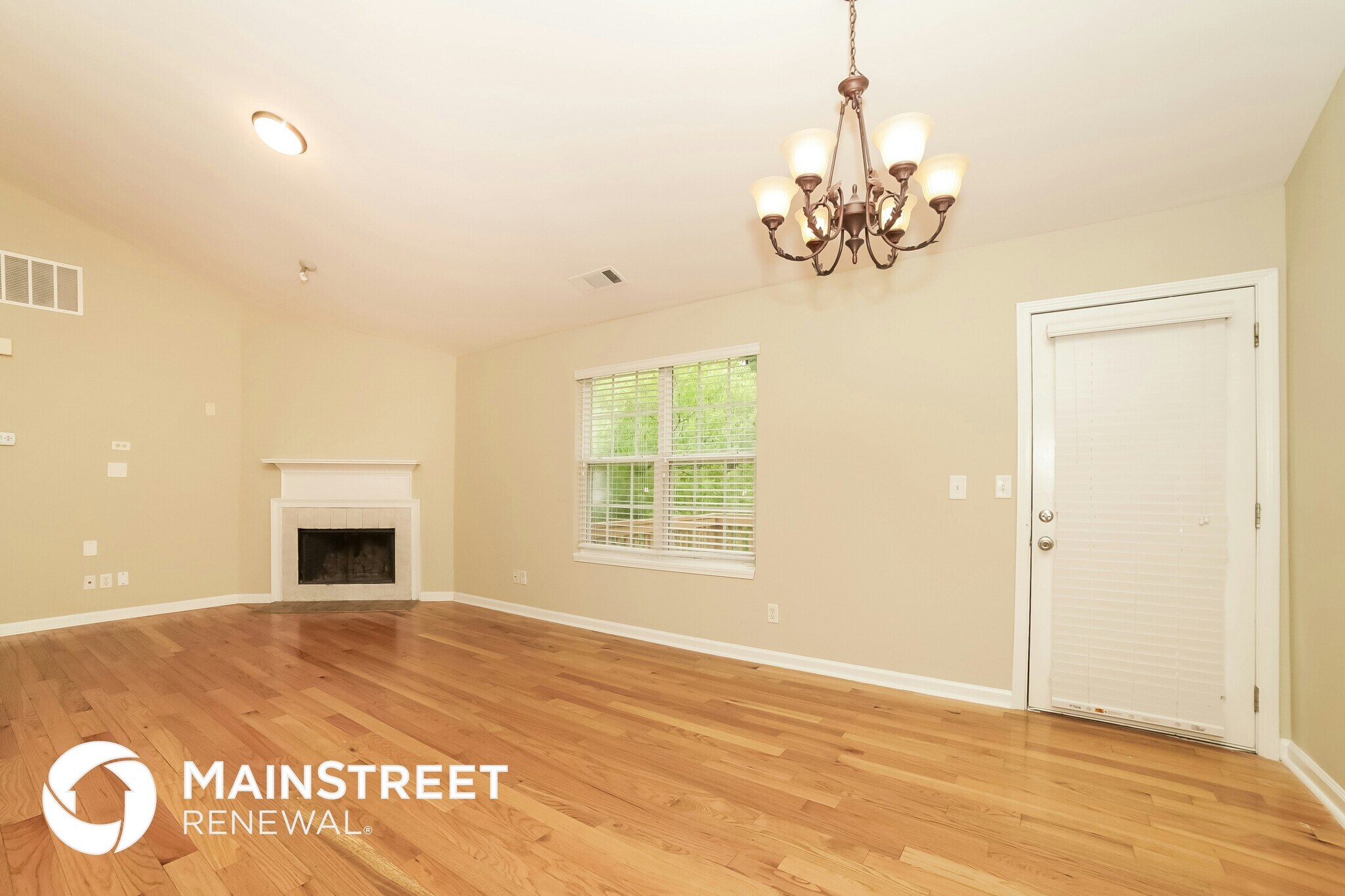 Building Photo - 3848 Valley Creek Dr