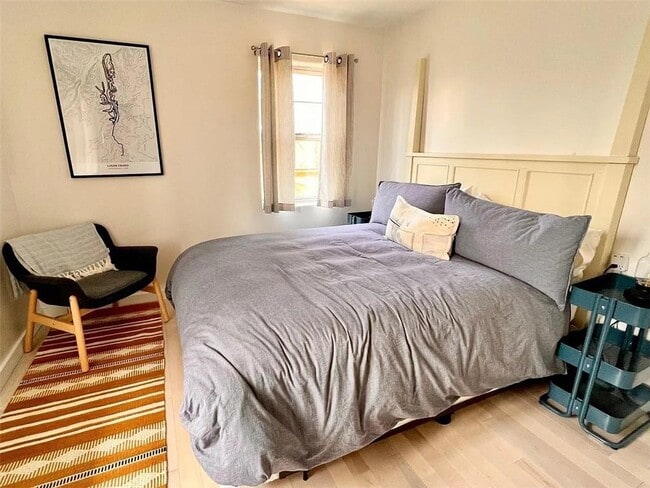 Building Photo - 4 Ulverston Dr