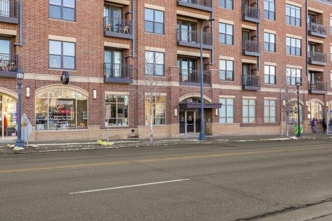 Building Photo - 15 E Franklin Ave