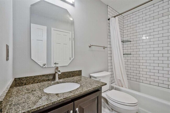 Building Photo - 5741 Wolf Laurel Dr SW