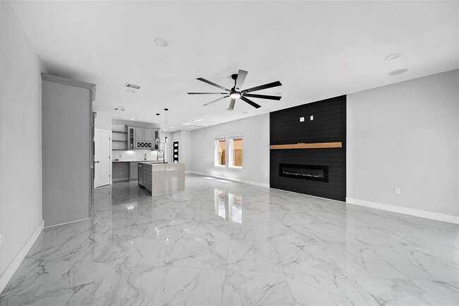 Building Photo - 10113 Porto Rico Rd