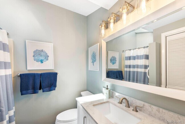 Building Photo - 37 Noyack Harbor Rd