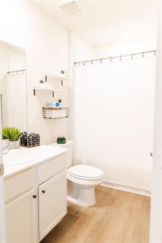 Building Photo - 6505 Waterfall Ln