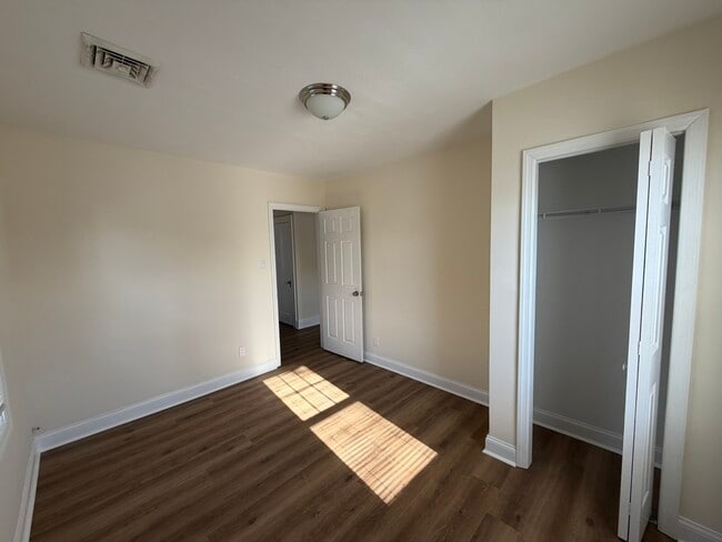 Building Photo - 1767 Hamilton Ave