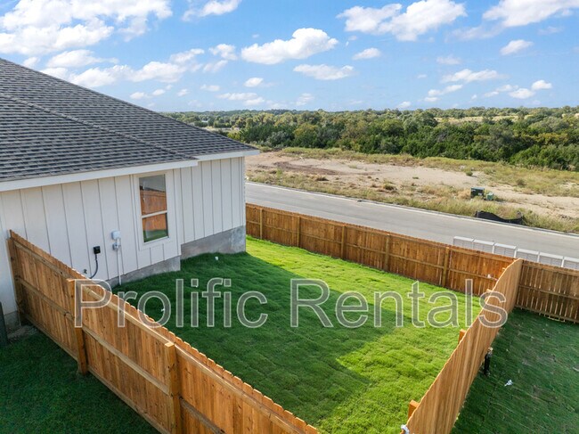 Building Photo - 103 Levi Ct