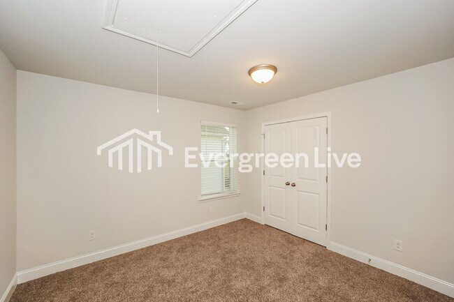 Building Photo - 8327 Bearling Wy