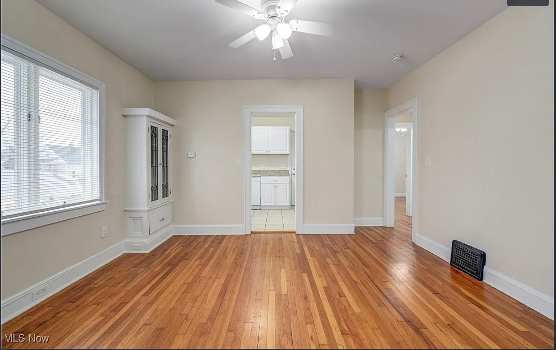 Building Photo - 2085 Chesterland Ave