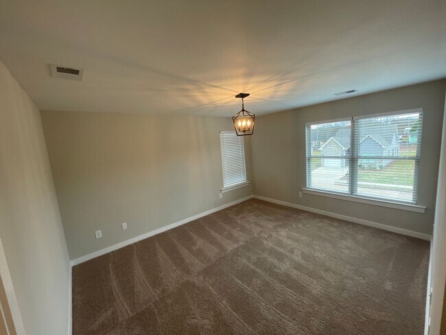 Building Photo - Home for Rent in Oak Grove, AL!!! Available to View Now!
