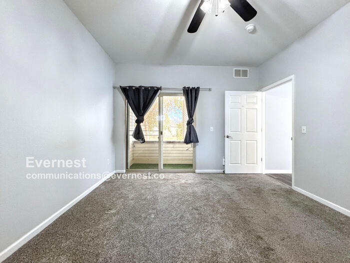 Building Photo - 18024 Becket Dr
