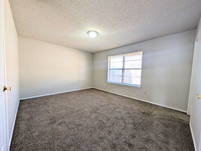 Building Photo - 6509 21st St