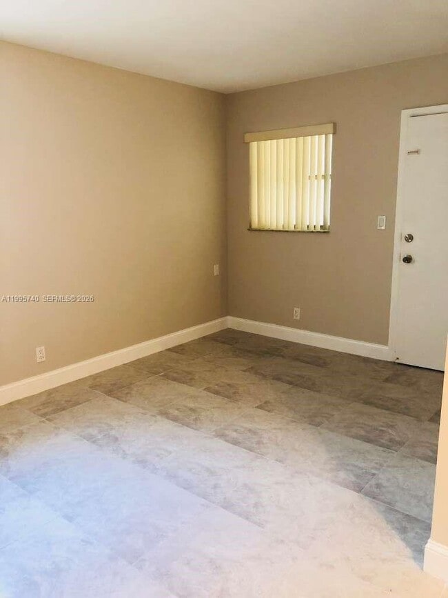 Building Photo - 2615 Polk St