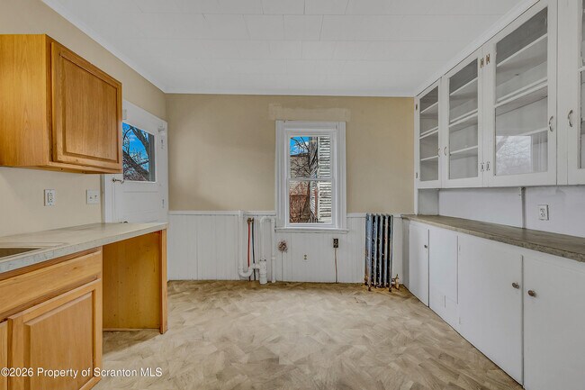 Building Photo - 1315-1319 Wyoming Ave