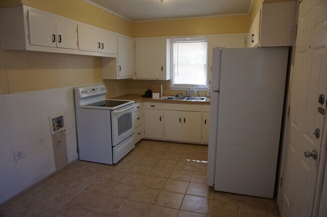 Building Photo - 3114 37th St