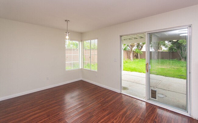 Building Photo - 2955 Brandon Cir