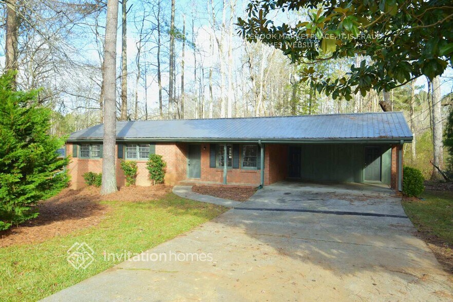 Primary Photo - 7290 Hollyhock Dr