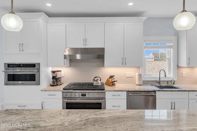 Building Photo - 1503 Grand Central Ave