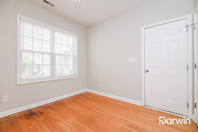 Building Photo - 6009 Brambleberry Way