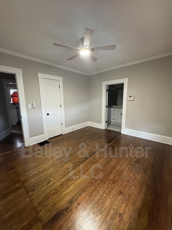 Building Photo - 1385 Hartford Ave SW