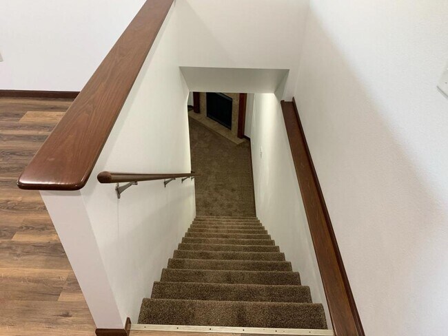 Building Photo - 7112 Brehm St