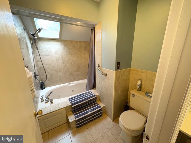 Building Photo - 46 Fishhook Ln