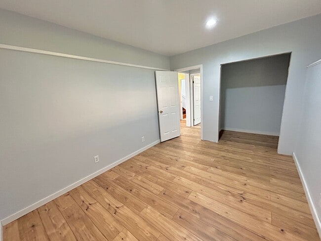 Building Photo - Spacious West Hill Gem – 4 Bed, 3 Bath wit...