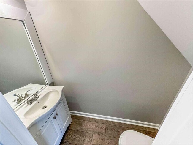 Building Photo - 3575 Kennesaw Station Dr