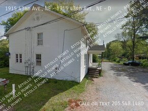 Building Photo - 1915 43rd NE Ave