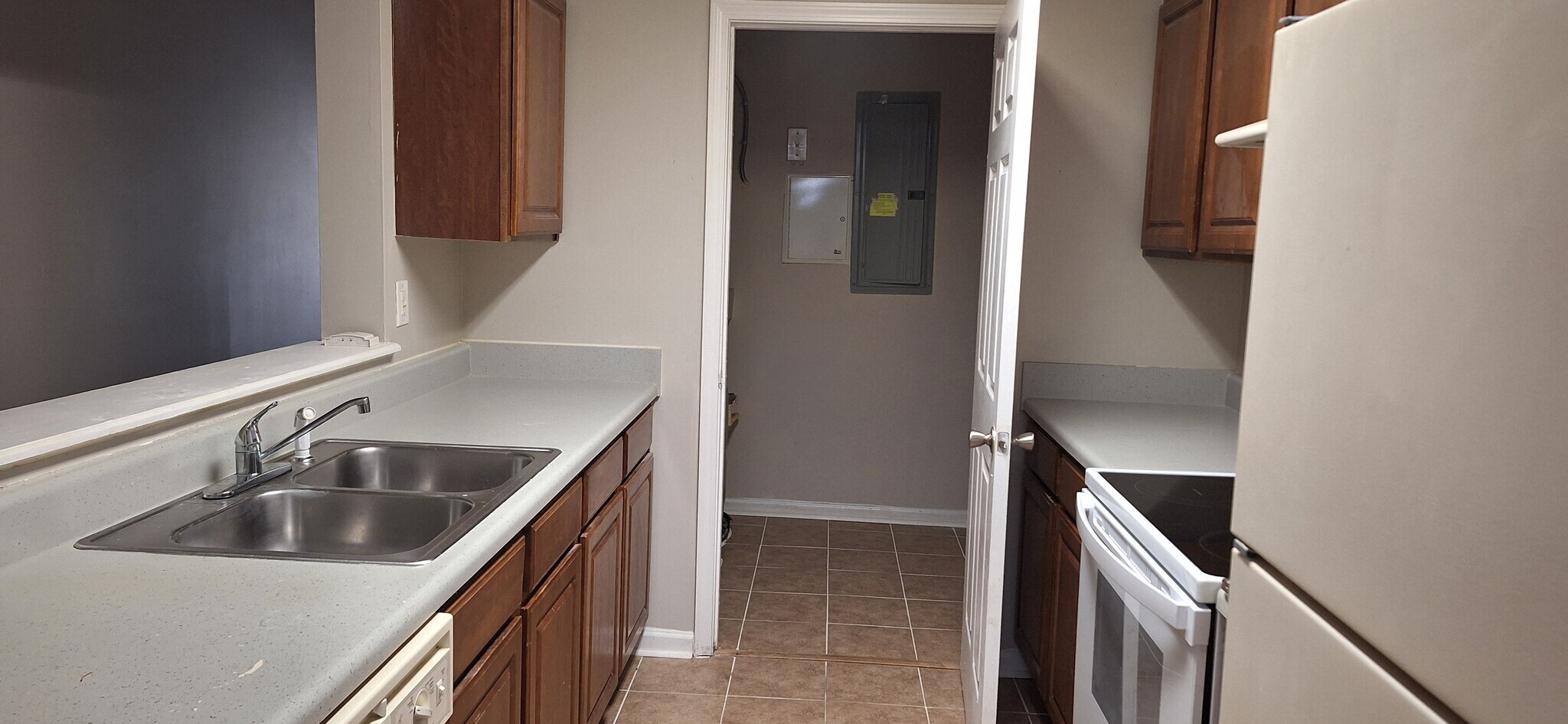 Building Photo - 8301 Waldrop Pl