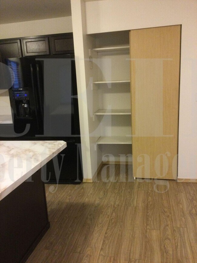Building Photo - Mountain Views - 3 Bedroom Poulsbo Rambler