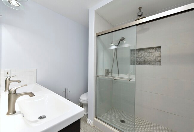 Building Photo - 14573 Misty Meadow Ln