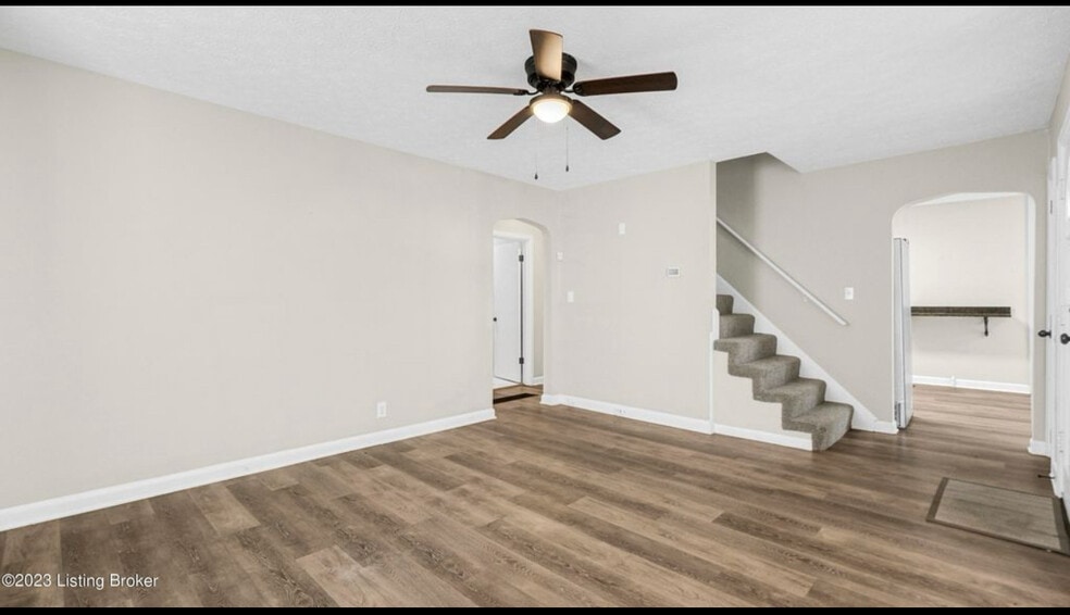 Building Photo - 626 Harris Pl