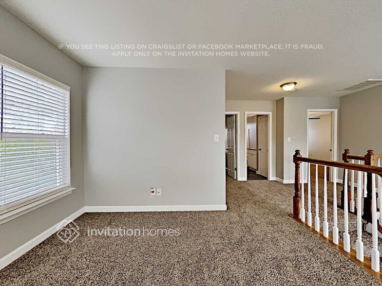 Building Photo - 12444 Stowe Acres Dr