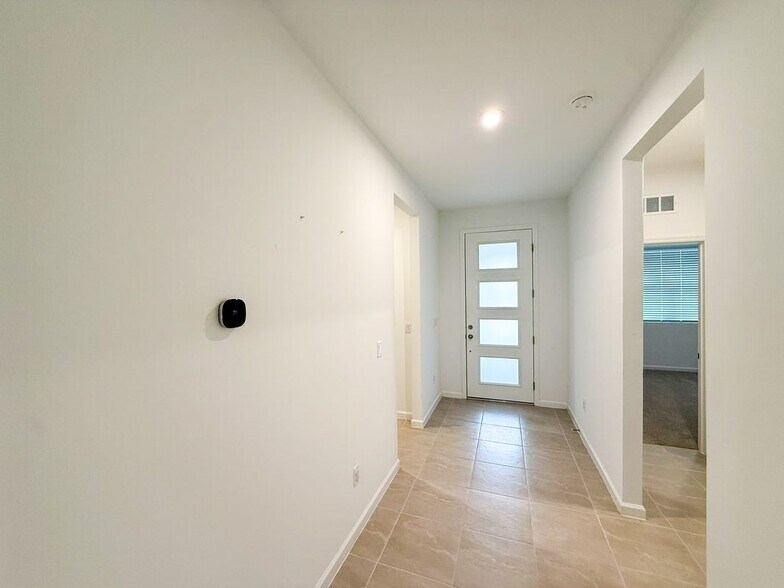 Building Photo - 9066 Beach Tea Wy