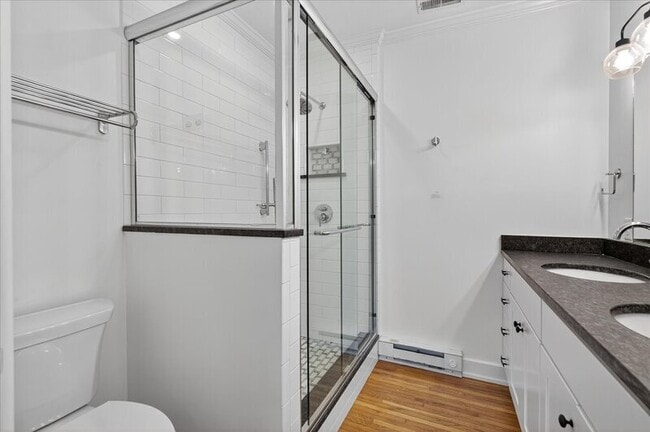 Building Photo - 255 New Holland Ave