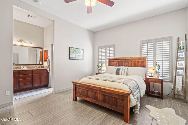 Building Photo - 14553 Hunters Grove Ave