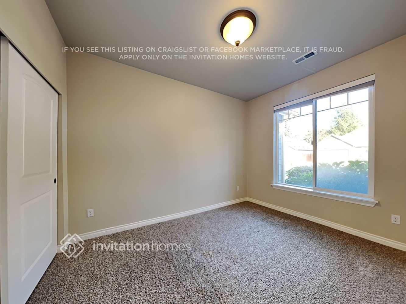 Building Photo - 706 182nd St E