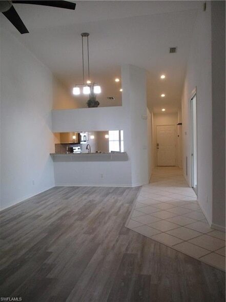 Building Photo - 1225 Sarah Jean Cir