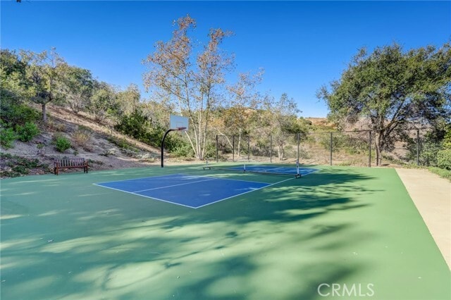 Building Photo - 10 Tasman Sea