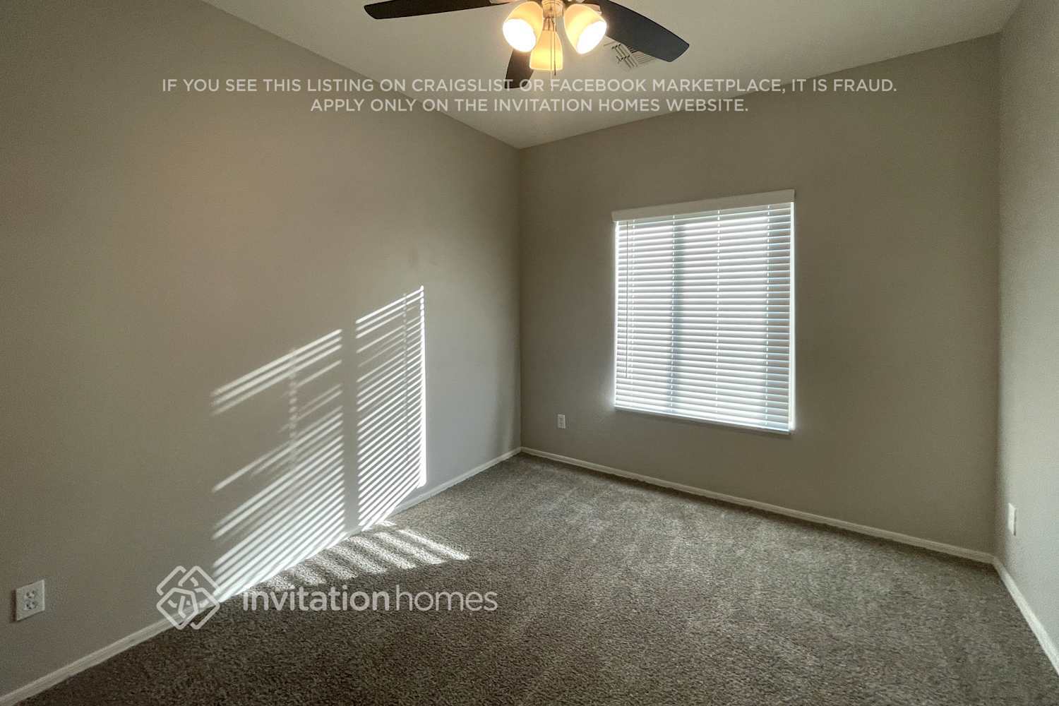 Building Photo - 1421 S 123rd Dr