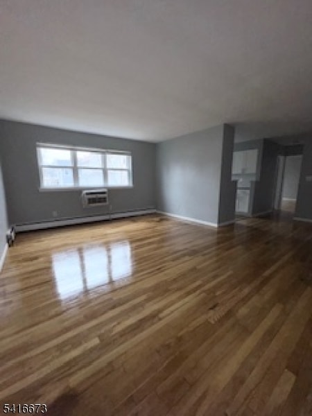 Building Photo - 117 W 3rd Ave