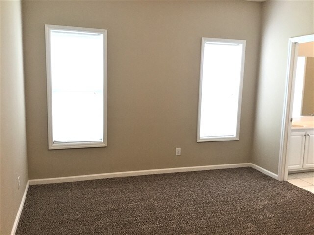 Building Photo - 129 Cameron Way Cir