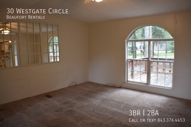 Building Photo - 30 Westgate Cir