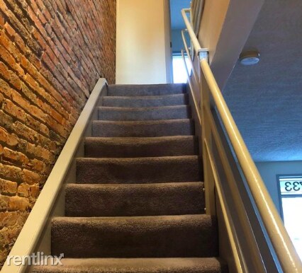 Building Photo - 2 br, 1 bath Townhome - 735 Hamlet St