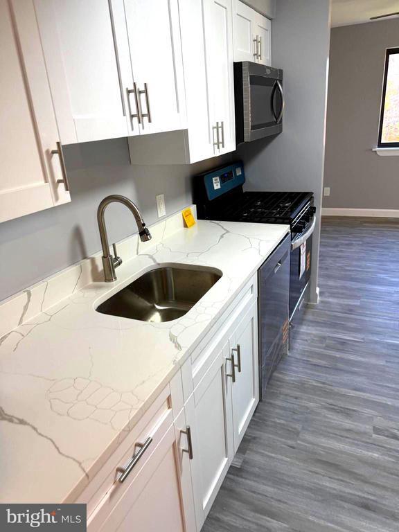 Building Photo - 6029 Majors Ln