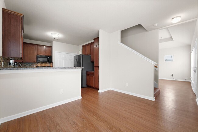 Building Photo - 3548 Rebecca St