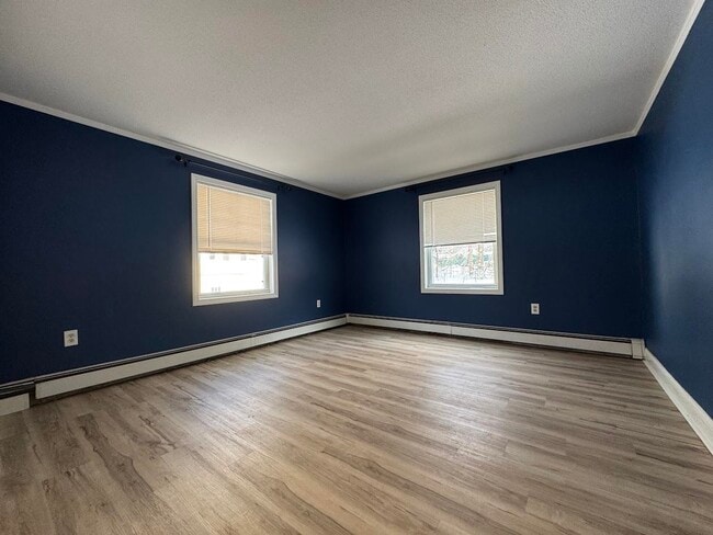 Building Photo - 240 Leda Ave