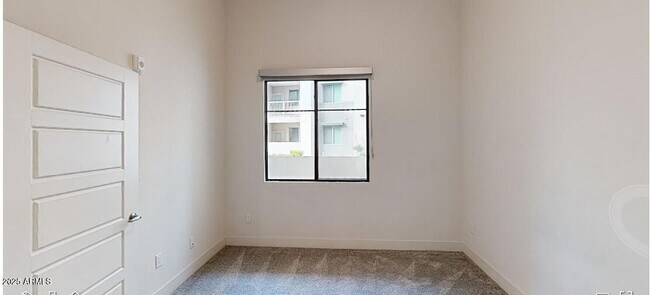 Building Photo - 15501 N Dial Blvd