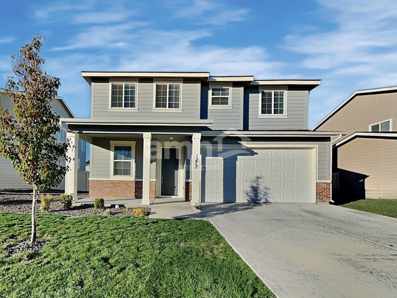 Primary Photo - 1372 E Ludlow Dr