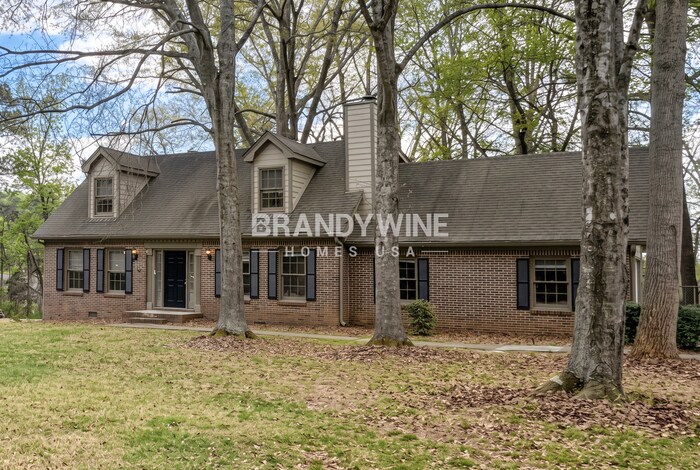 Building Photo - 916 S Deshon Rd