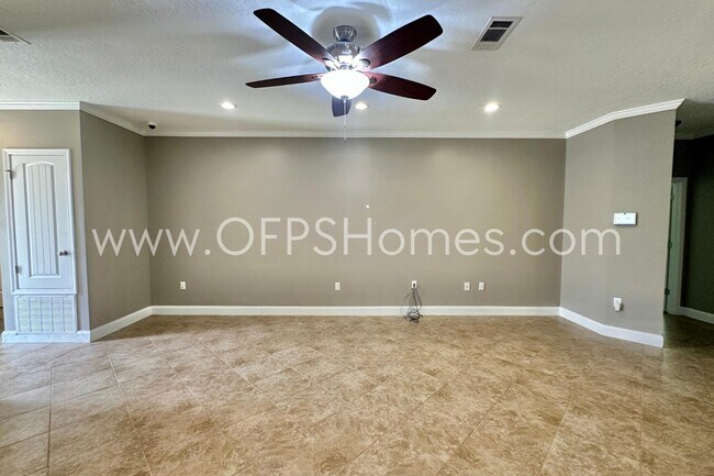 Building Photo - 4542 Annabelle Ln